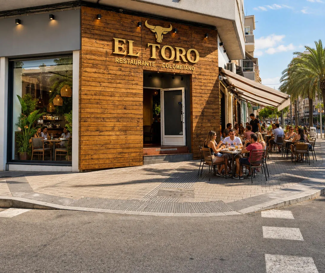 Fachada y terraza de El Toro en la Avenida Jijona 19 de Alicante